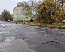 <p>Ulica Mościckiego przed remontem</p>