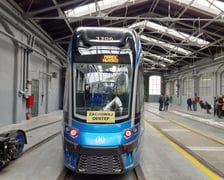 Uroczystość nadania imienia Marka Hłaski wrocławskiemu tramwajowi, 22 listopada 2024