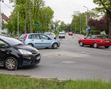 Skrzyżowanie ulic Awicenny, Wiejskiej i Mokronoskiej