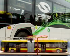 <p>Klockowy model autobusu Solaris Urbino 12 electric we wrocławskich barwach</p>