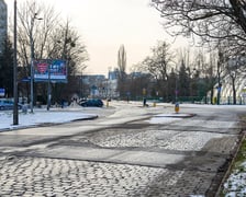 <p>Ulica Poznańska. Zdjęcie z 5 stycznia</p>