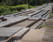 Budowa torowiska na ulicy Kosmonautów