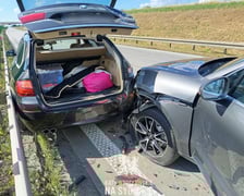 Pod Wrocławiem zderzyły się trzy samochody, 31.08.2025