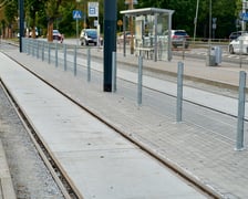 Torowisko na ul. Kosmonautów pod koniec remontu. Jeszcze nie wszystko skończone, ale już jeżdżą tramwaje. Od 8 września wracają tu na stałe