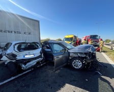 Zderzenie samochodów na S8 na wysokości Oleśnicy