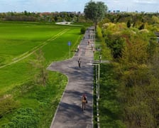 Tak po zakończeniu budowy wyglądać będzie droga do kładki od strony Muchoboru Wielkiego