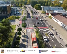 Ulica Swojczycka z wybudowaną trasą autobusowo-tramwajową