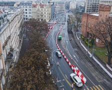 Prace przy przebudowie węzła Drobnera-Dubois. Zdjęcie z 1 grudnia 2025 r.