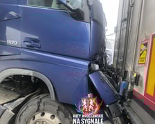 Zderzenie czterech samochodów ciężarowych na A8 - Autostradowej Obwodnicy Wrocławia