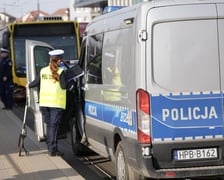 <p>Wypadek na skrzyżowaniu Gubińskiej i Strzegomskiej (9 marca)</p>