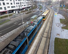 <p>Autobusy jeżdżą już po Bardzkiej, niezależnie od kork&oacute;w - 21 marca 2026</p>