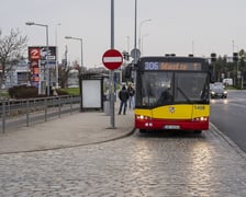 <p>Autobus 306 już kursuje. Wzmocni linię 106</p>