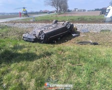 Wypadek na przejeździe kolejowym w Chrzanowie, w gminie Kobierzyce 11 kwietnia 2026 r.