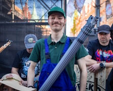 <p>Konkurs na gitarę z &bdquo;byle czego&rdquo; podczas Gitarowego Rekordu Świata 2026</p>