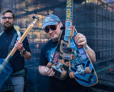 <p>Konkurs na gitarę z &bdquo;byle czego&rdquo; podczas Gitarowego Rekordu Świata 2026</p>