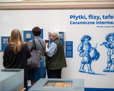 <p>Wystawa &bdquo;Płytki, flizy, tafelki. Ceramiczne intermezza&rdquo; do 30 września w holu i w skarbcu Muzeum Narodowego</p>