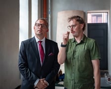 <p>Mateusz Żak i Maciej Bujko, wydarzenie "Kraftpostfest! Wędrowcy" z urodzinami Anny Szpakowskiej-Kujawskiej</p>