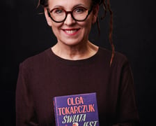 <p>Olga Tokarczuk z nową powieścią &bdquo;Świata jest za dużo&rdquo;</p>