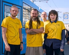 <p>Wrocławscy tancerze zapowiadają Polską Platformę Tańca specjalnym performansem</p>