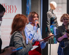 <p>Otwarcie wystawy "woda a moda", przygotowanej przez Fundację Play Sustain w Hydropolis. Wrocław, 22.09.2026</p>