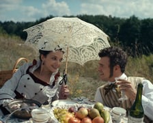 <p>Maria Dębska jako Kazimiera Wąsowska i Mateusz Damięcki jako Kazimierz Starski</p>
