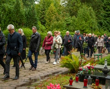 Pogrzeb redaktora Krzysztofa Kucharskiego na Cmentarzu Grabiszyńskim we Wrocławiu