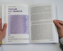 <p>Na zdjęciu strony z &bdquo;Kalendarza Wrocławskiego&rdquo; 2022. To prawdziwa encyklopedia wrocławska</p>