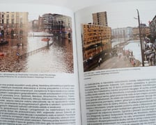 <p>Na zdjęciu strony z &bdquo;Kalendarza Wrocławskiego&rdquo; 2022. To prawdziwa encyklopedia wrocławska</p>