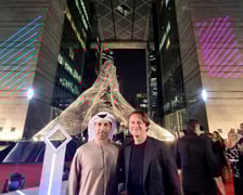 Instalacja Oskara Zięty w Dubaju