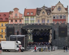 Scena i próby do spektaklu w Rynku