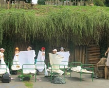 <p>Pr&oacute;ba do spektaklu &bdquo;Zaporożec nad Dunajem&rdquo;, sceny z udziałem dzieci</p>