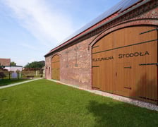 <p>Kulturalna Stodoła. Poniemiecki budynek wiejskiej stodoły z początku XX w. został wyremontowany&nbsp;</p>