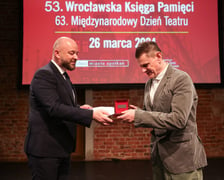 <p>53. Wrocławska Księga Pamięci z okazji 63. Międzynarodowego Dnia Teatru</p>