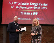 <p>53. Wrocławska Księga Pamięci z okazji 63. Międzynarodowego Dnia Teatru</p>