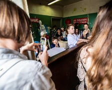 <p>Jan Kowalski &ndash; &bdquo;land.pl - tania odzież z kraju&rdquo;</p>