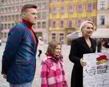 <p>Mariusz Dziubek, ośmioletnia Matylda, kt&oacute;ra wystąpi podczas koncertu 4 października w rynku i Agata Dzikowska&nbsp;</p>