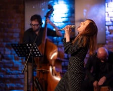 <p>Koncert "Wrocławscy artyści dla powodzian", Mleczarnia, 15.10.2024. Justyna Szafran.</p>