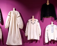 <p>Ponad 100 eksponat&oacute;w na wystawie &bdquo;Strojni Kresowiacy&rdquo; w Muzeum Etnograficznym</p>