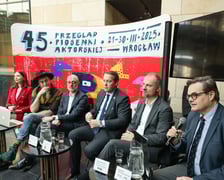 <p>Przy mikrofonie Igor W&oacute;jcik, dyrektor Ośrodka Kultury i Sztuki we Wrocławiu</p>
