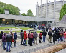 <p>Noc Muze&oacute;w 2025. Kolejki zwiedzających przed muzeami</p>
