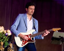 <p>III edycja Og&oacute;lnopolskiego Senioralnego Festiwalu Piosenki Artystycznej w ramach Wrocławskich Dni Seniora - koncert finałowy</p>