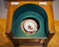 <p>Wystawa &bdquo;Gdzie kr&oacute;l chodzi piechotą&rdquo; &ndash; od 28 listopada 2025 do 28 lutego 2026 w Pałacu Kr&oacute;lewskim</p>