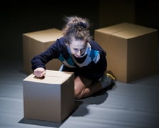 <p>Na zdjęciu Kamila Chruściel jako bohaterka w spektaklu &bdquo;Baaach!&rdquo;</p>