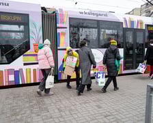 <p>Akcja &bdquo;Wrocław czyta&rdquo; w niedzielę 15 lutego 2026 w BookTramie</p>