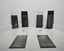 <p>Wystawa &bdquo;Wsch&oacute;d słońca na Zachodzie&rdquo; w Pawilonie Czterech Kopuł potrwa do końca maja</p>