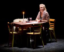 <p>Kadr z czytania preformatywnego "Dzień dobry, jestem wdową". Wrocław, 28.02.2026</p>