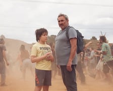 <p class="MsoNormal"><em style="mso-bidi-font-style: normal;"><span lang="EN-US" style="mso-fareast-font-family: Calibri; mso-bidi-font-family: Calibri; mso-bidi-theme-font: minor-latin; color: #050505; mso-ansi-language: EN-US;">Sir&acirc;t, </span></em><span lang="EN-US" style="mso-fareast-font-family: Calibri; mso-bidi-font-family: Calibri; mso-bidi-theme-font: minor-latin; color: #050505; mso-ansi-language: EN-US;">reż. Oliver Laxe</span></p>