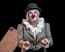 <p>Spektakl "Kaczątko", zdjęcie z pr&oacute;by.</p>