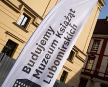 <p class="MsoNormal">Symboliczne &bdquo;wbicie łopaty&rdquo; pod budowę Muzeum Książąt Lubomirskich</p>