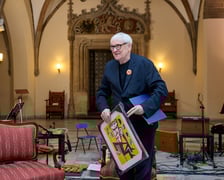 <p>Gala wręczenia Nagrody &bdquo;Odry&rdquo; w Ratuszu połączona z jubileuszem 65-lecia pisma &ndash; laureat Bohdan Zadura</p>